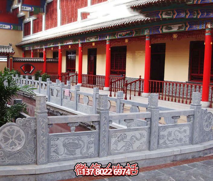 游覽大理，感受古老石欄桿的魅力