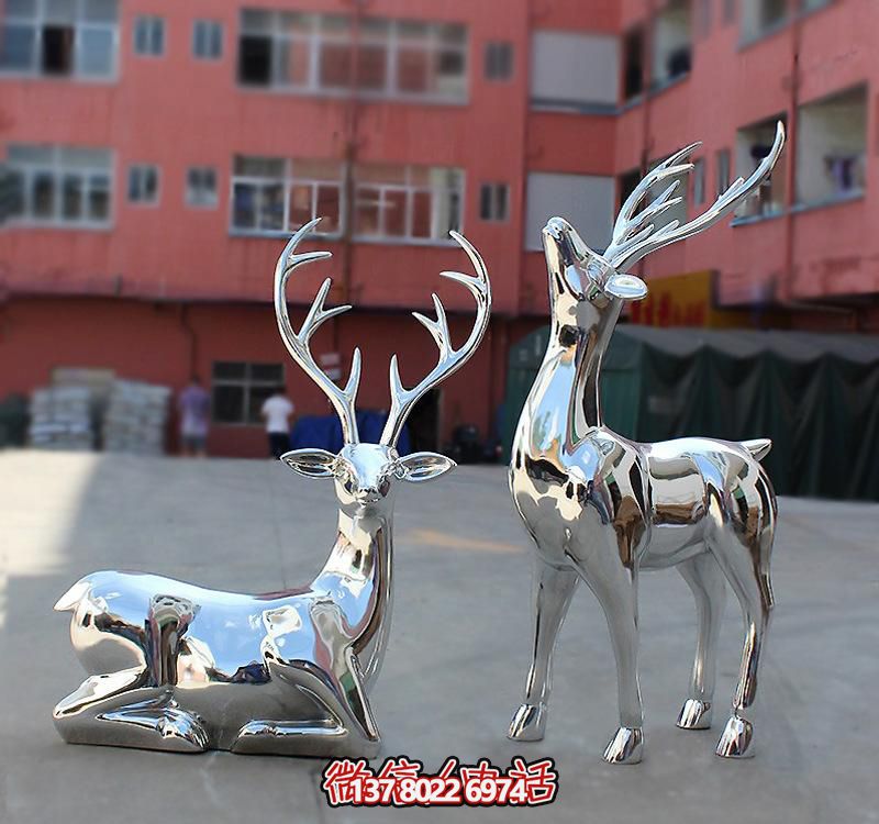 不銹鋼鏡面鹿雕塑，點(diǎn)綴公園景區(qū)