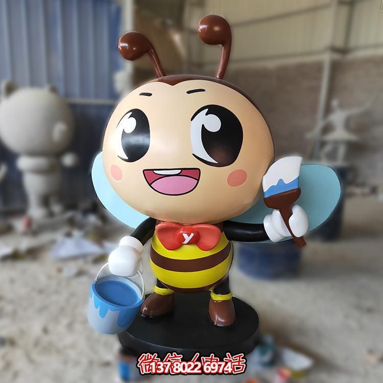 蜜蜂玻璃鋼雕塑，為你的戶外園林景觀增添卡通風(fēng)采