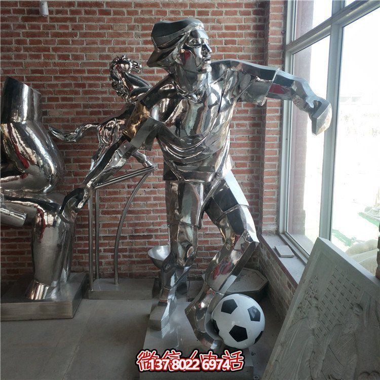 大型不銹鋼雕塑，打造精神堡壘，點(diǎn)亮文化街景觀