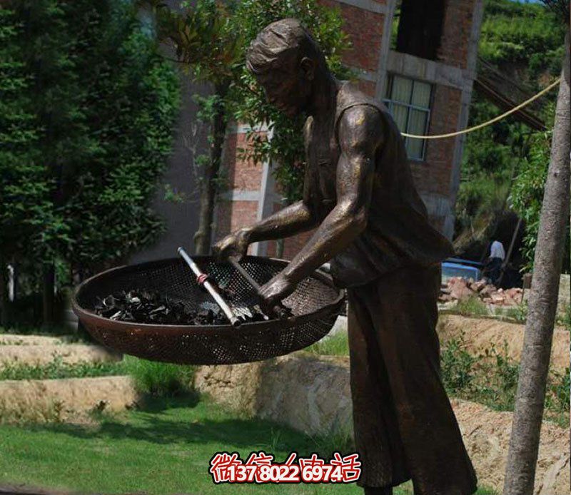 傳承古典，曬出最精美的茶葉人物銅雕