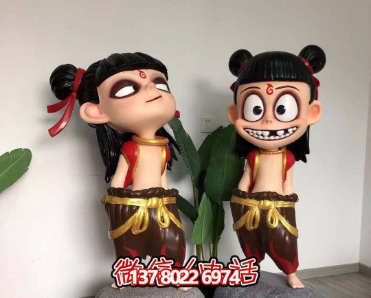 玻璃鋼哪吒雕塑精美彩繪，給景區(qū)園林增色不少