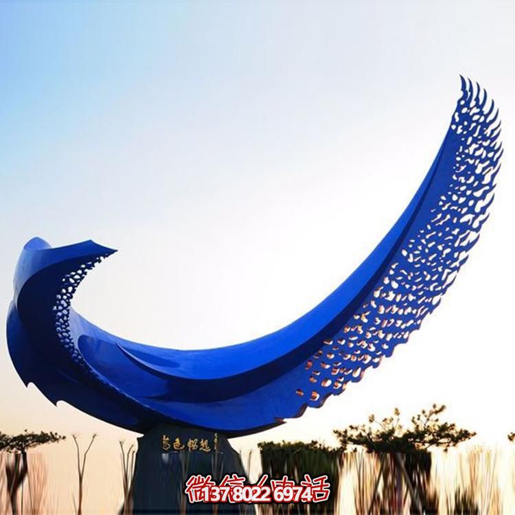 不銹鋼雕塑裝置，繽紛綠化帶景觀