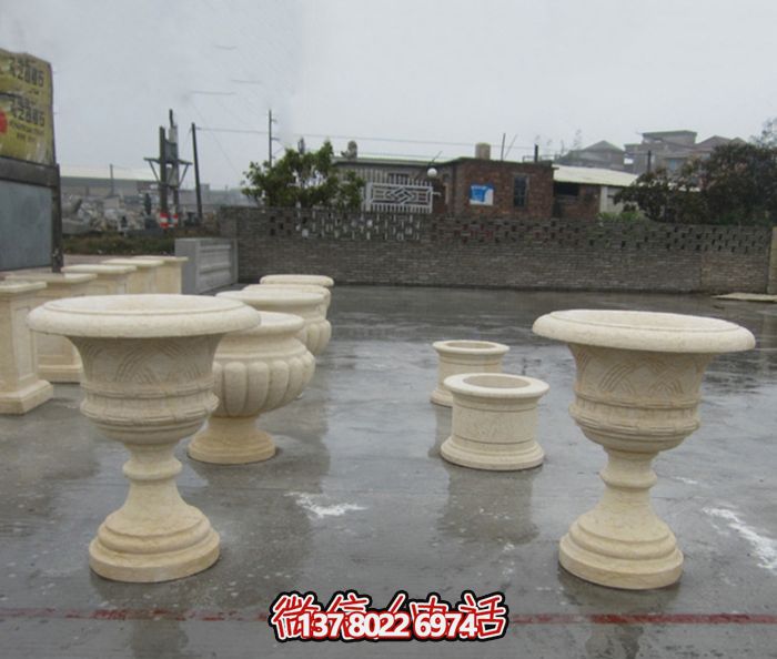 歐式石雕花盆，裝飾您的公園景觀
