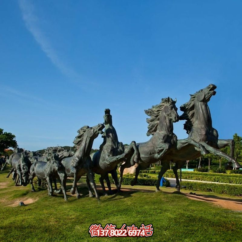 不銹鋼仿古馬雕塑萬馬奔騰，重現古老傳奇