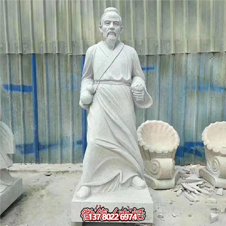 雅致古典大理石雕塑，點綴園林景觀