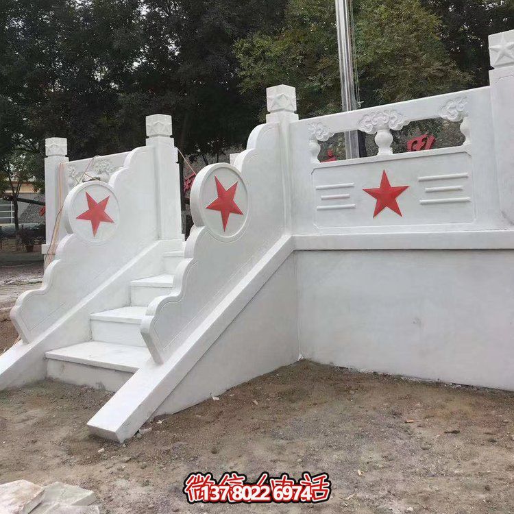 石欄桿護欄系統(tǒng)，為大理學(xué)校、政府及單位提供安全升旗臺