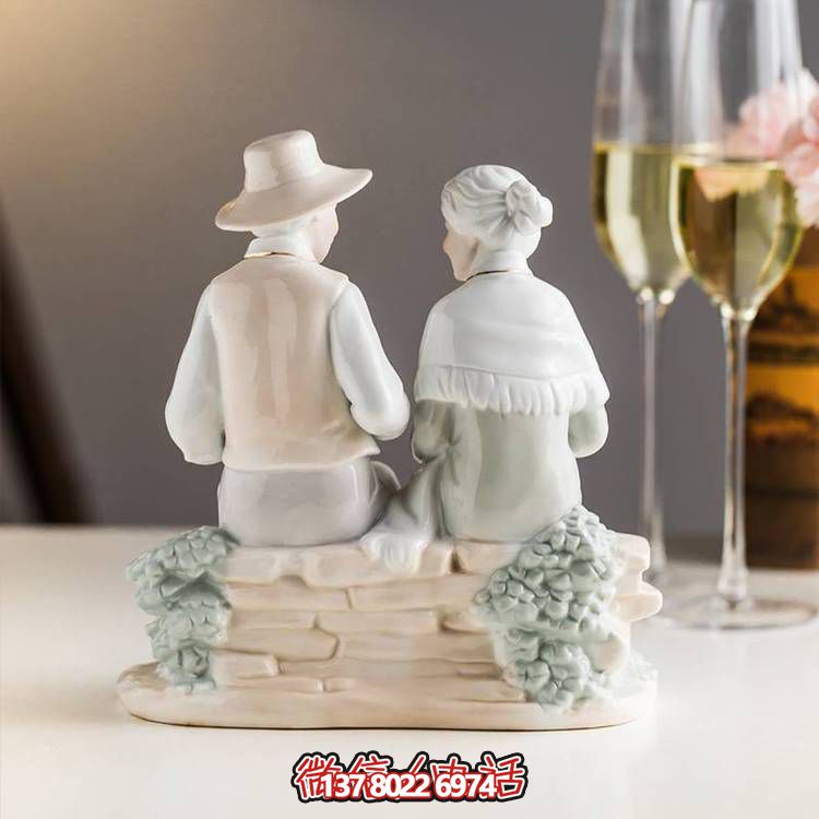 玻璃鋼雕塑人物裝飾，為室內(nèi)臥室?guī)砻篮梅諊? title=