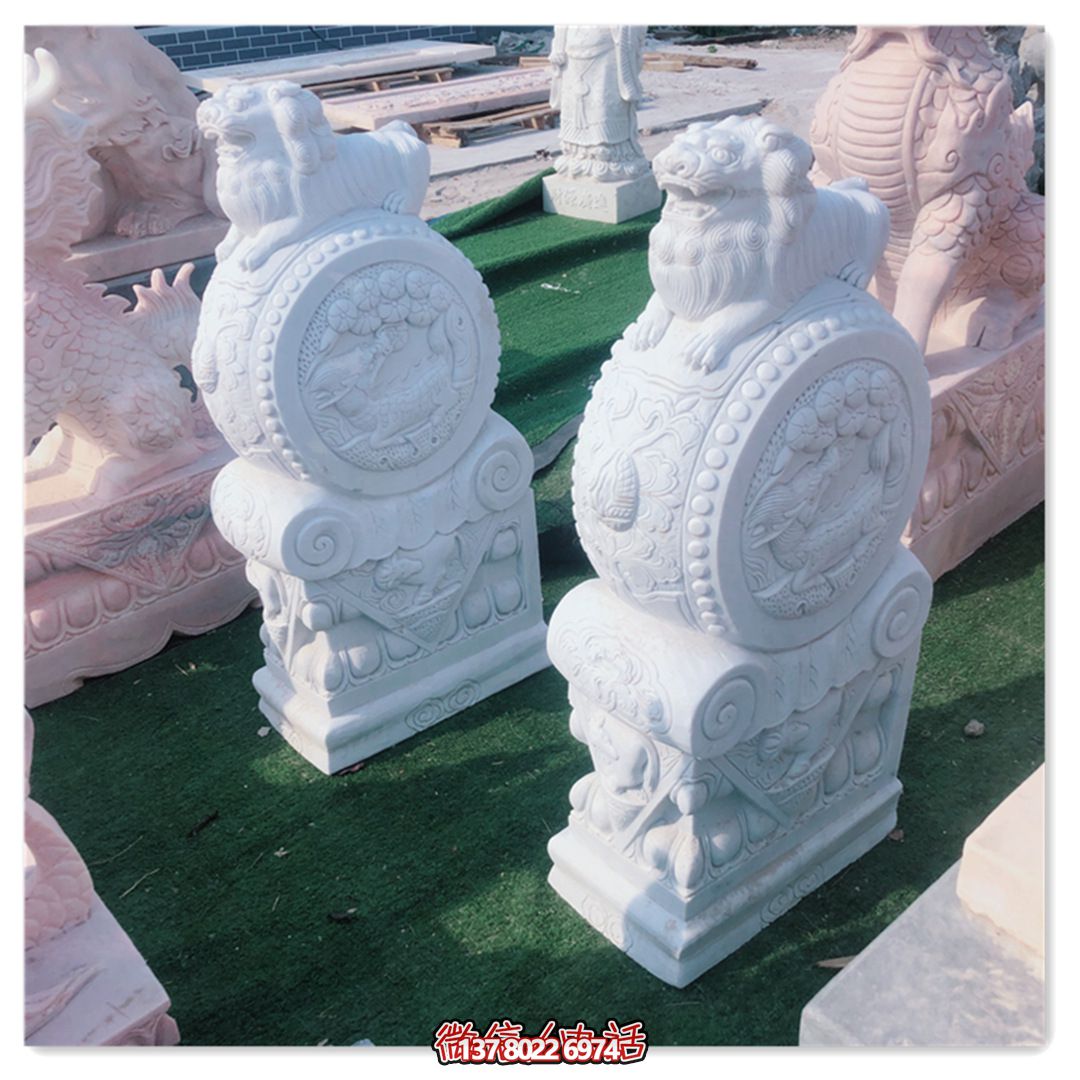 精美石雕獅子雕塑，裝點(diǎn)精致庭院