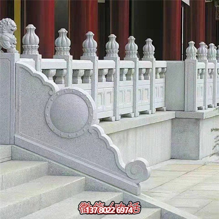 精美石雕欄桿欄板，點(diǎn)綴景區(qū)景點(diǎn)，增添園林雕塑之美