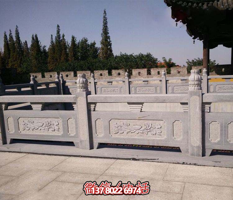 精美青石雕刻欄桿，為您的景區(qū)水池添彩