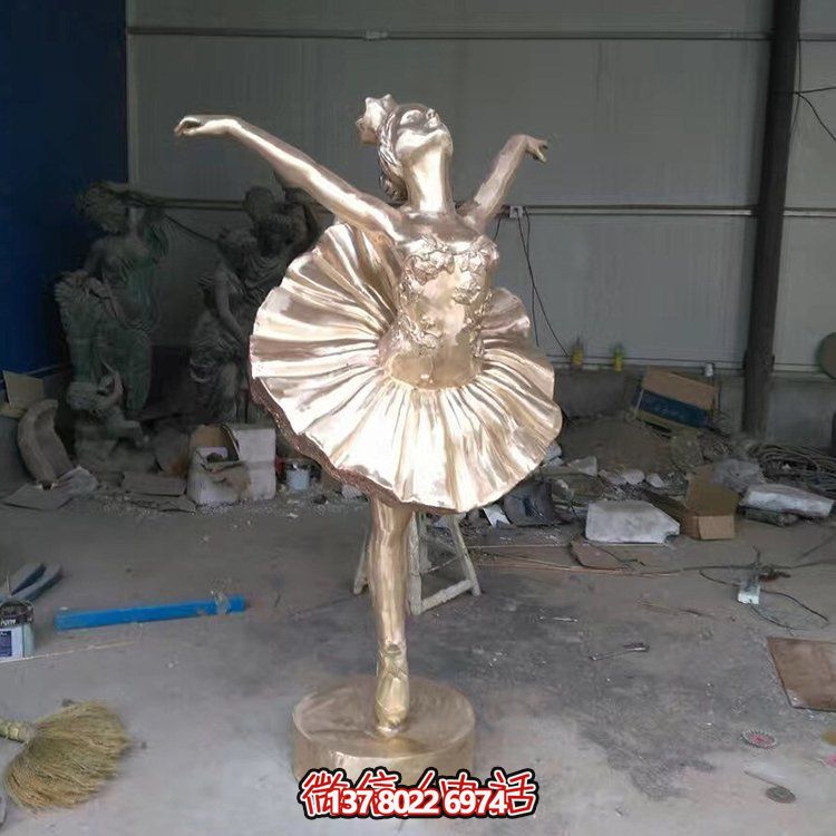 不銹鋼雕塑，給您的園林、廣場增添抽象跳舞的人物精彩！