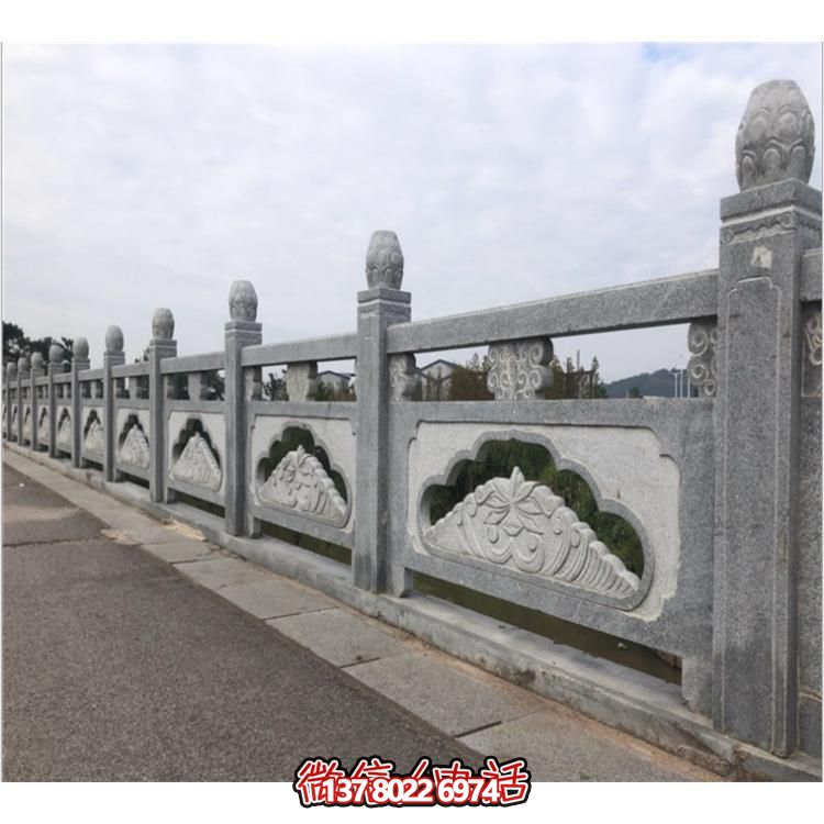 精致青石石雕欄桿，打造美麗公園景區(qū)