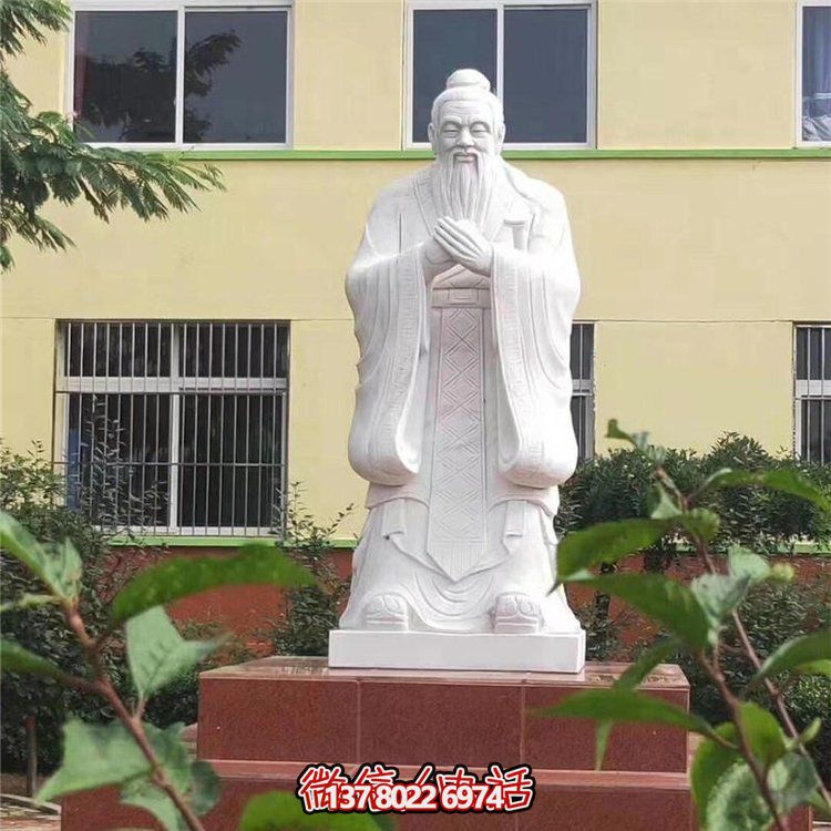 孔子雕像，傳承歷史文化