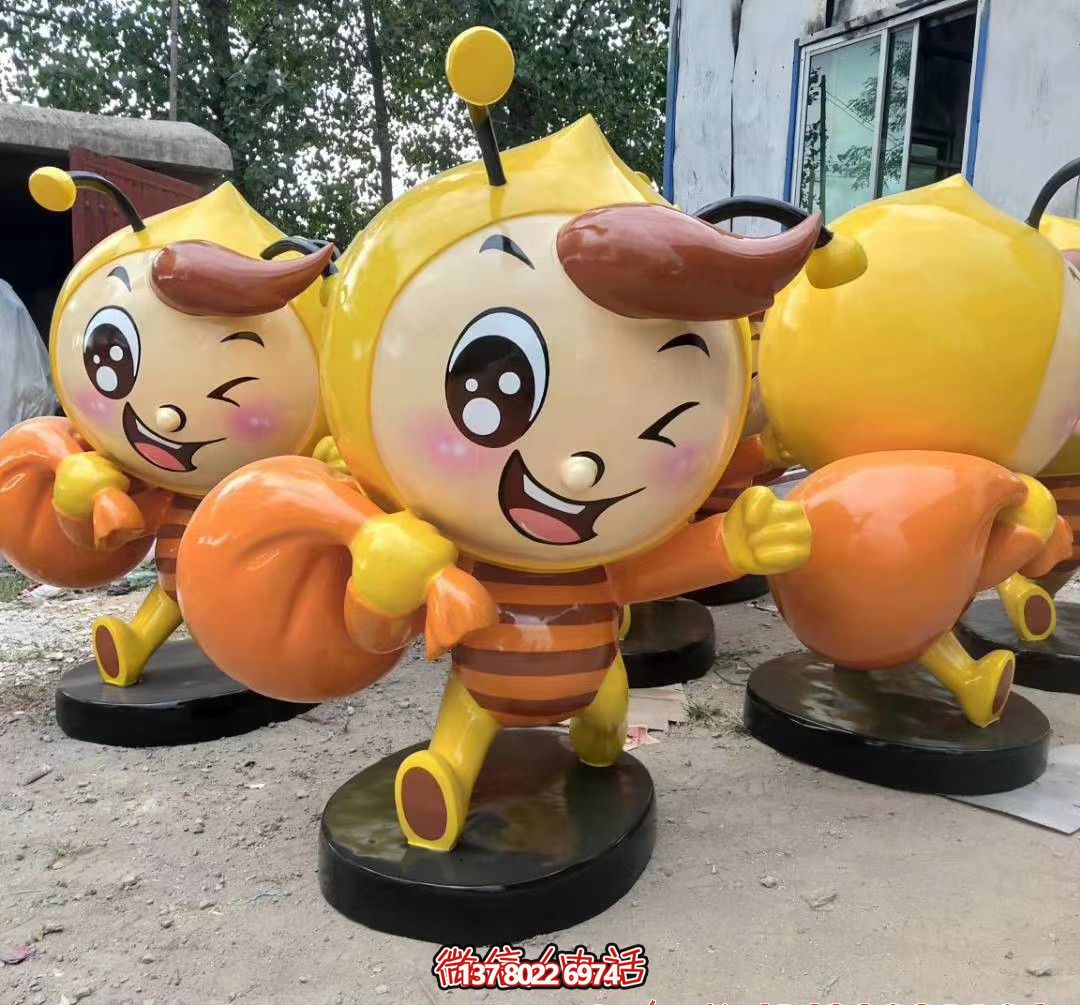 仿真蜜蜂雕塑背包，輕便玻璃鋼裝飾小區(qū)、景區(qū)和草坪