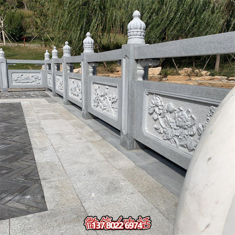 石雕欄桿，菊花紋石欄板